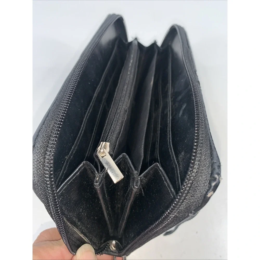 Unmarked Black Fringe Clutch Zip‎ Close Wrist Strap